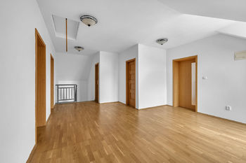 Prodej domu 175 m², Bořanovice