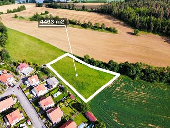 Prodej pozemku 4463 m², Dublovice