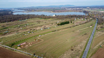 Prodej pozemku 2255 m², Břeclav