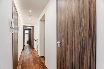 Prodej domu 382 m², Praha 5 - Jinonice