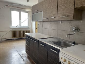 Kuchyň s jídelnou - Prodej bytu 3+1 v osobním vlastnictví 63 m², Karlovy Vary