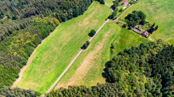 Prodej pozemku 41666 m², Huntířov