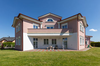 Prodej domu 742 m², Karlovy Vary