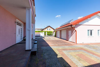 Prodej domu 742 m², Karlovy Vary