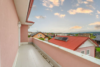 Prodej domu 742 m², Karlovy Vary