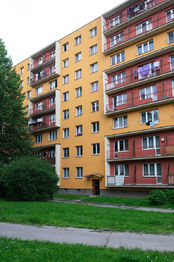 +420 604 457 486 I denisa.myslivcova@re-max.cz - Prodej bytu 2+1 v osobním vlastnictví 50 m², Ostrava