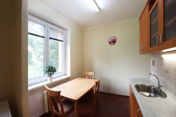 +420 604 457 486 I denisa.myslivcova@re-max.cz - Prodej bytu 2+1 v osobním vlastnictví 50 m², Ostrava