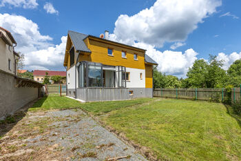 Prodej domu 233 m², Rabyně