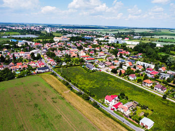 Prodej pozemku 10504 m², Český Brod