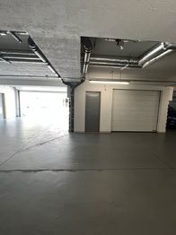 Pronájem garáže 14 m², Brno