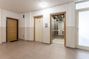 Prodej bytu 3+kk v družstevním vlastnictví 82 m², Praha 5 - Hlubočepy