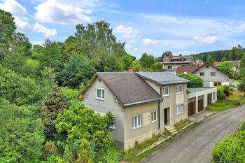 Prodej domu 246 m², Jesenný