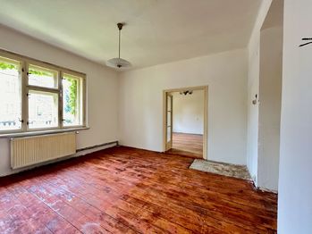 Prodej bytu 3+kk v osobním vlastnictví 89 m², Praha 9 - Hloubětín