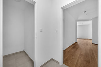 Prodej bytu 2+kk v osobním vlastnictví 57 m², Praha 5 - Smíchov