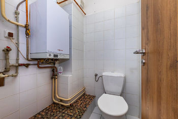 Prodej bytu 2+kk v osobním vlastnictví 47 m², Praha 5 - Smíchov