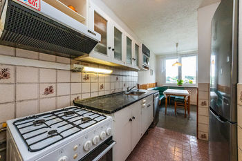 kuchyně - Prodej bytu 3+1 v družstevním vlastnictví 72 m², Praha 6 - Řepy