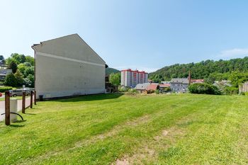 Prodej domu 745 m², Úpice