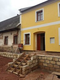 průběh rekonstrukce hlavní budovy - Prodej domu 300 m², Martínkovice