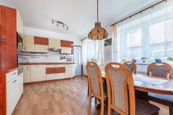 Prodej domu 209 m², Sezimovo Ústí