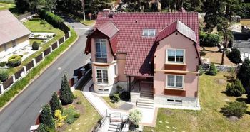 Prodej domu 450 m², Dalovice