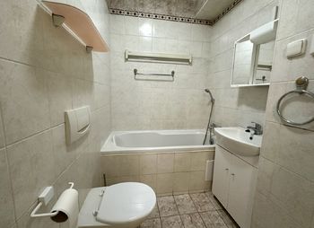 Prodej bytu 1+kk v osobním vlastnictví 29 m², Praha 4 - Nusle