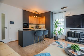 Prodej bytu 3+kk v osobním vlastnictví 64 m², Praha 5 - Hlubočepy