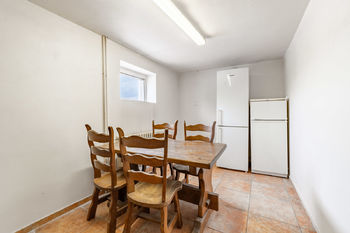 Kuchyň s jídelnou - Prodej jiných prostor 313 m², Bystřice
