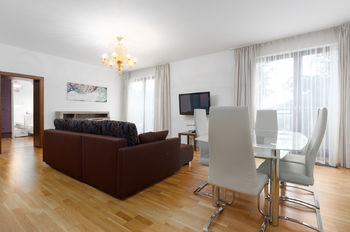 Prodej bytu 2+kk v osobním vlastnictví 76 m², Karlovy Vary