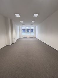 Pronájem kancelářských prostor 58 m², Rosice