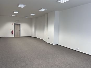 Pronájem kancelářských prostor 58 m², Rosice