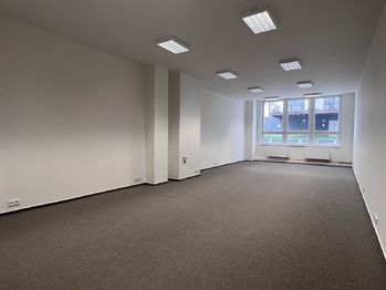 Pronájem kancelářských prostor 58 m², Rosice