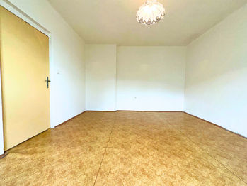 Prodej bytu 1+1 v osobním vlastnictví 40 m², Louny