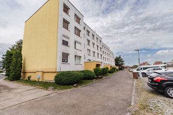 Prodej bytu 3+1 v družstevním vlastnictví 72 m², Pečky