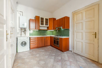 Prodej bytu 3+1 v osobním vlastnictví 116 m², Praha 6 - Bubeneč