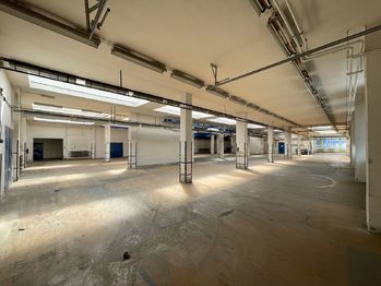 Pronájem skladovacích prostor 1360 m², Ostrava