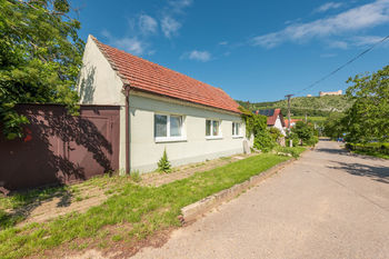 Prodej pozemku 1832 m², Pavlov