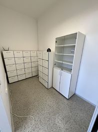 Pronájem kancelářských prostor 80 m², Vsetín