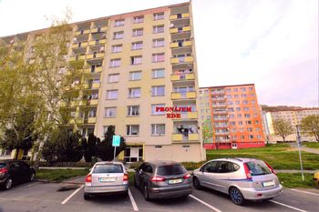 Budova s označením bytu - Pronájem bytu 2+1 v družstevním vlastnictví 64 m², Krupka