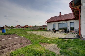 Prodej domu 181 m², Mnetěš