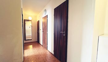 Prodej bytu 3+1 v osobním vlastnictví 72 m², Průhonice