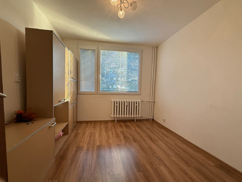 Prodej bytu 3+1 v osobním vlastnictví 72 m², Průhonice