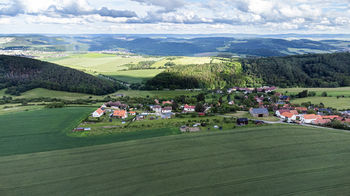 Prodej pozemku 1833 m², Svatá