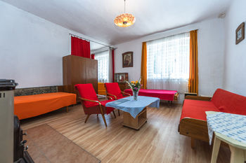 obývací pokoj - Prodej domu 109 m², Kdousov