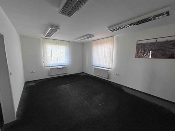 Pronájem kancelářských prostor 126 m², Louny