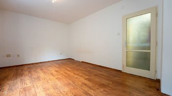 Prodej bytu 2+1 v osobním vlastnictví 52 m², Znojmo