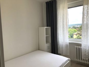 Pokoj - Pronájem bytu 3+kk v družstevním vlastnictví 57 m², Praha 5 - Zbraslav