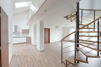 Pronájem bytu 1+1 v osobním vlastnictví 34 m², Praha 3 - Vinohrady