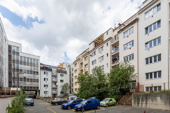 Prodej bytu 3+1 v osobním vlastnictví 52 m², Praha 9 - Libeň