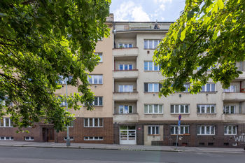 Prodej bytu 3+1 v osobním vlastnictví 52 m², Praha 9 - Libeň