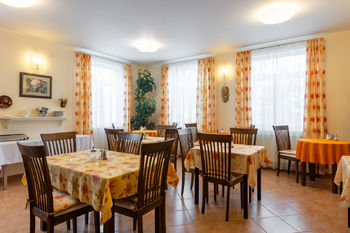 Prodej hotelu 661 m², Mariánské Lázně